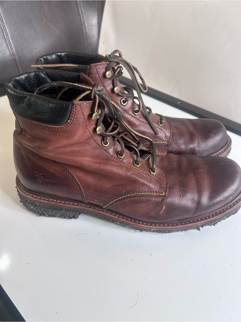 FRYE Dakota Plain Toe Leather natural crepe rubber sole Boots Men’s 11 Brown